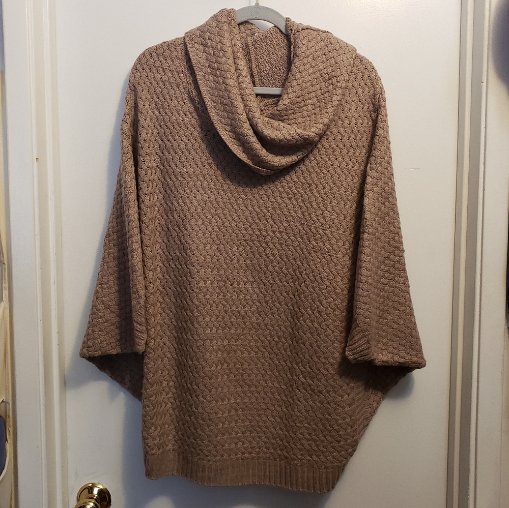 Avenue batwing sweater - size 14/16